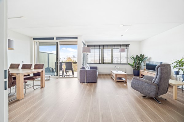 Medium property photo - Bergermeerstraat 109, 2493 XG The Hague